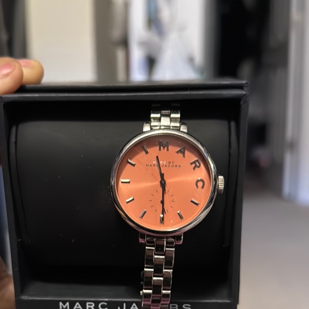 Marc Jacobs Slim Baker Mbm3365 Women's Stainless peach Steel Analog Dial